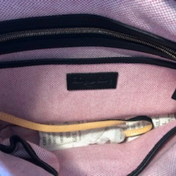 Dooney & Bourke Pebble Grain Leather Handbag w Gold Metal Hardware Black NWOT - Picture 5 of 6